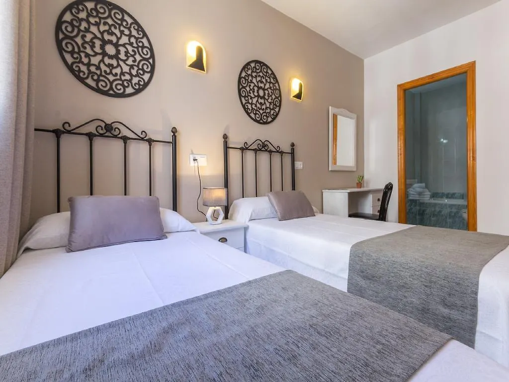 Sant Antoni de Portmany Hostal Dinamarca 2*, Sant Antoni de Portmany ספרד