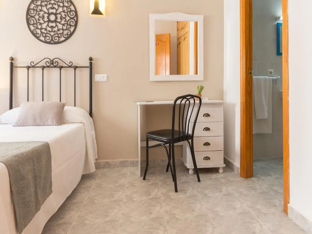 Sant Antoni de Portmany Hostal Dinamarca בית הארחה Sant Antoni de Portmany